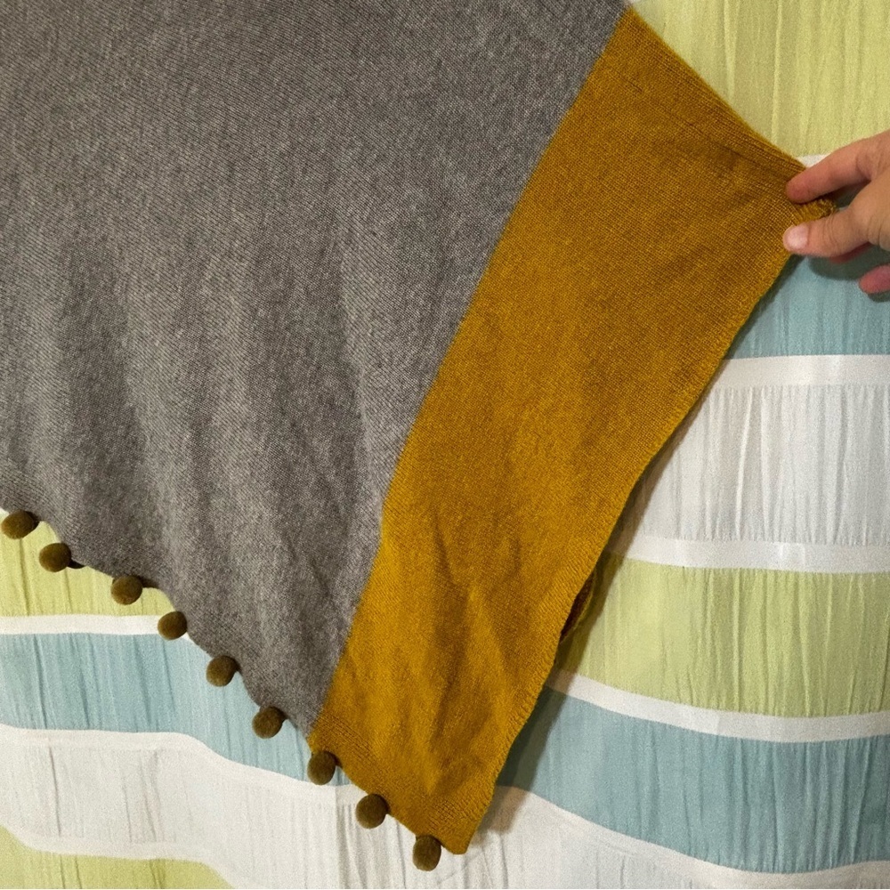 White Stuff Yellow/Mustard and Gray Penelope Color block Poncho - Picture 3 of 9
